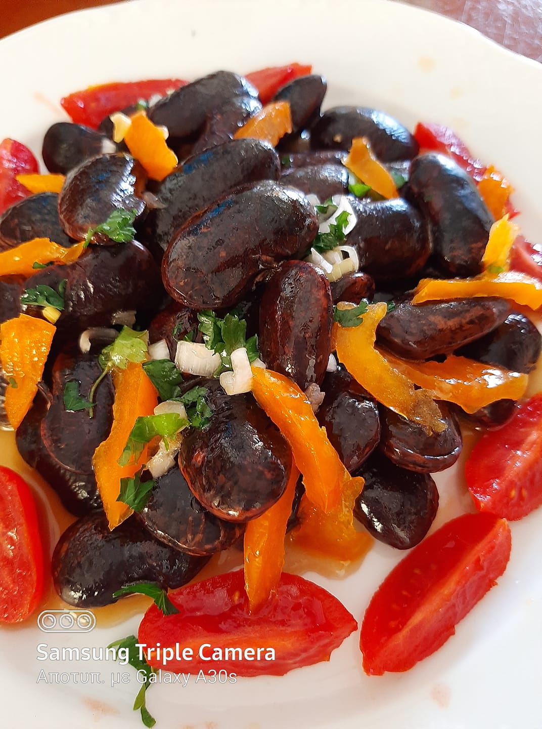 σαλάτα-με-μαύρους-γίγαντες-συνταγή- σαλάτα-με-μαύρους-γίγαντες-συνταγή-