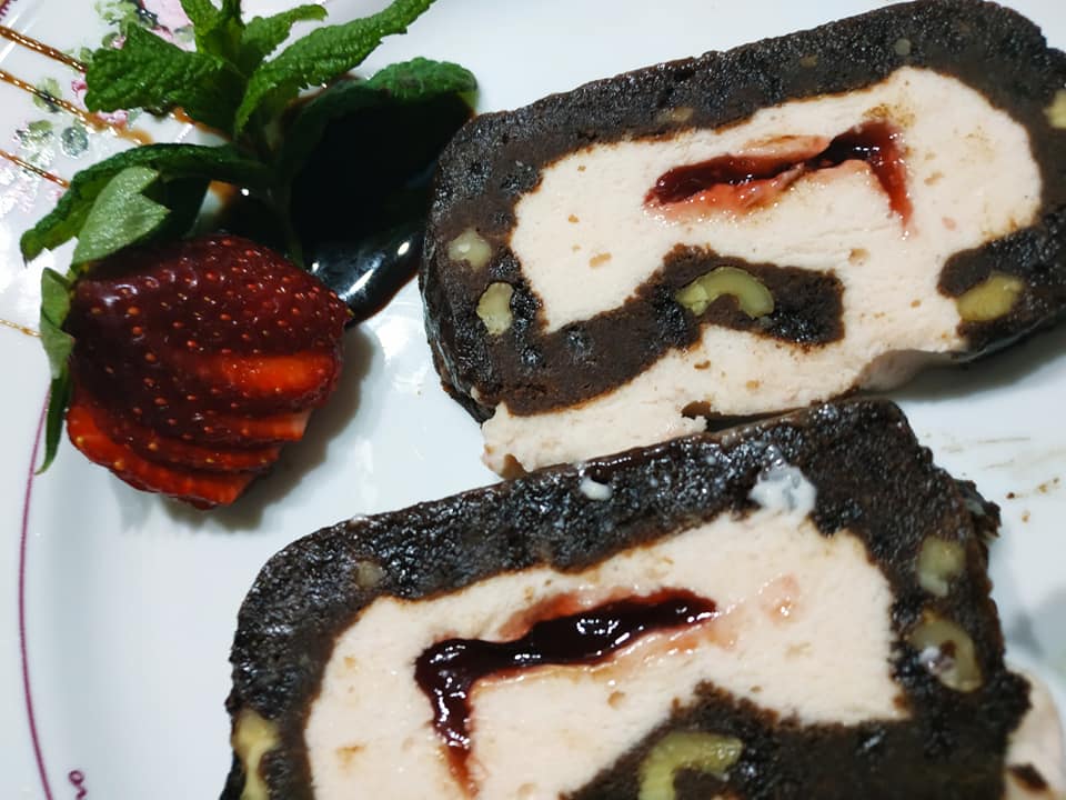 Σεμιφρέντο-σοκολάτα-φράουλα-συνταγή-