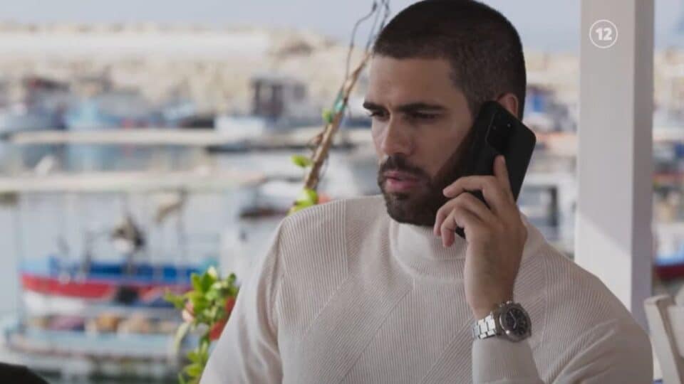 Η Γη της Ελιάς-Δημήτρης- Η Γη της Ελιάς-Δημήτρης-