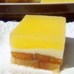 Γλυκό ψυγείου με φρυγανιές κρέμα-πορτοκάλι