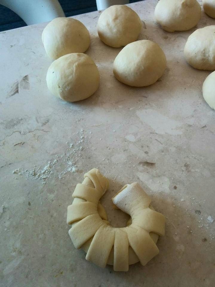 Τσουρεκομάφινς- με- μερέντα- Τσουρεκομάφινς- με- μερέντα-