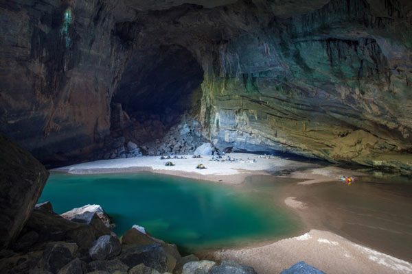 Σπήλαιο Hang En-Βιετνάμ-μαγική-παραλία-