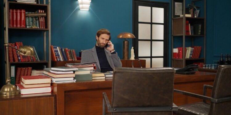 Η Γη της Ελιάς-Κωνσταντίνος- Η Γη της Ελιάς-Κωνσταντίνος-