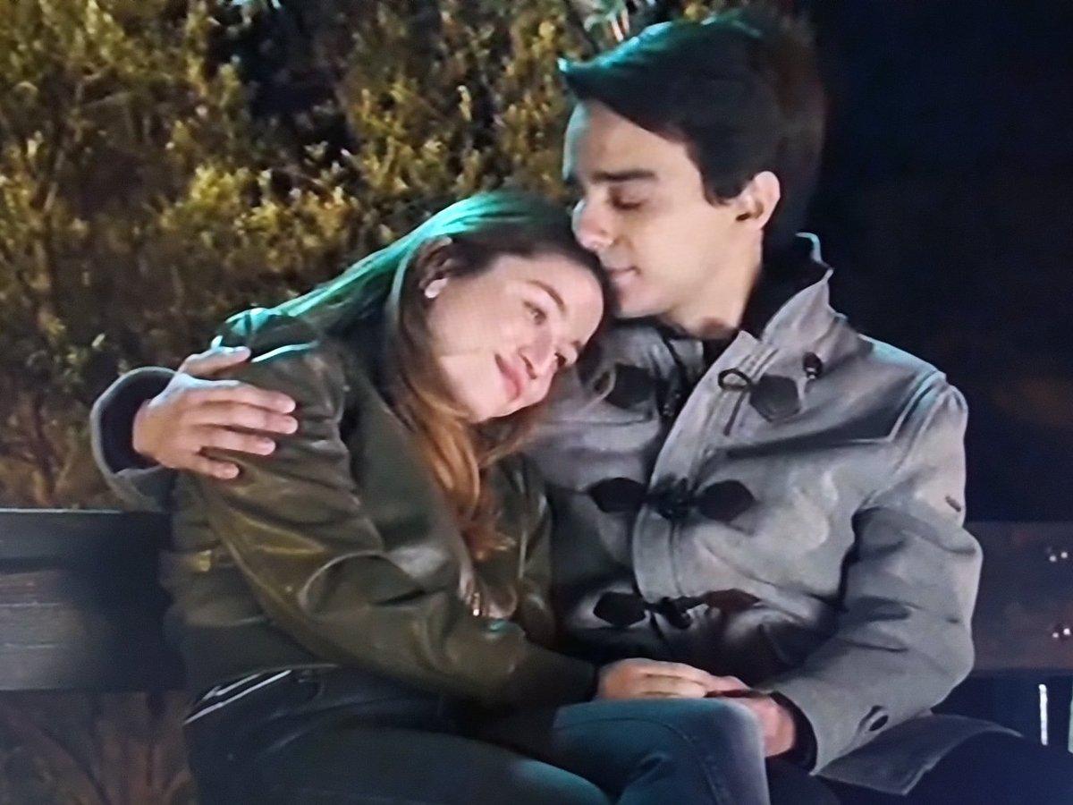 Σασμός-Κλαίρη-Μανόλης-