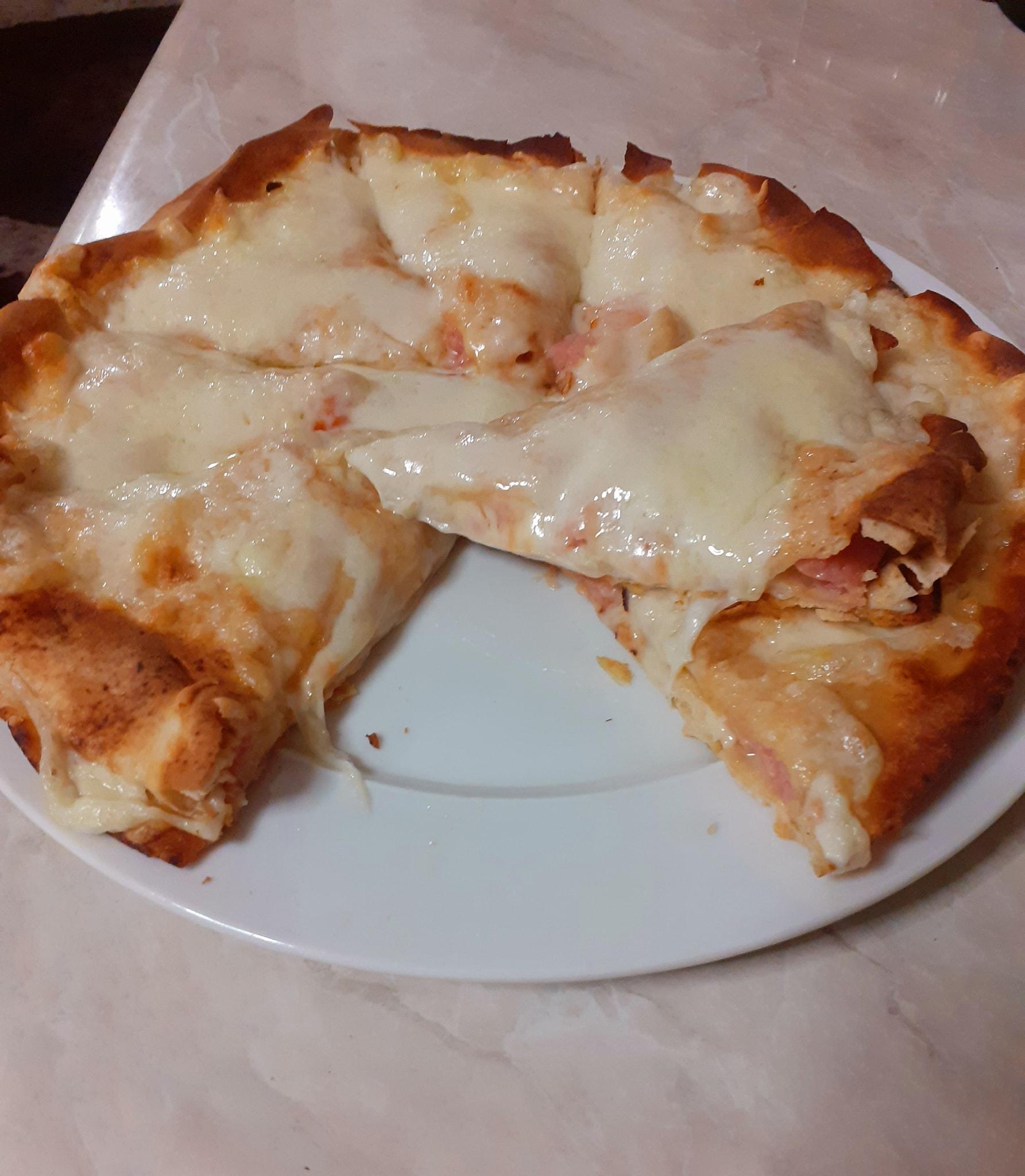 Εύκολη -πίτσα -με -αραβική-