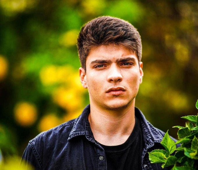 Η-Γη-της-Ελιάς-Φίλιππος