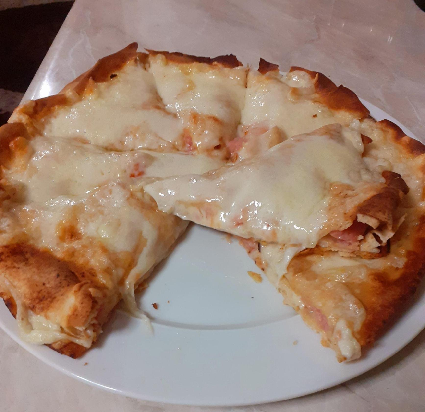 Εύκολη πίτσα με αραβική