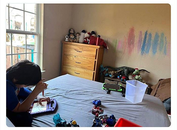 αστείες-εικόνες-με-ακατάστατο σπίτι-