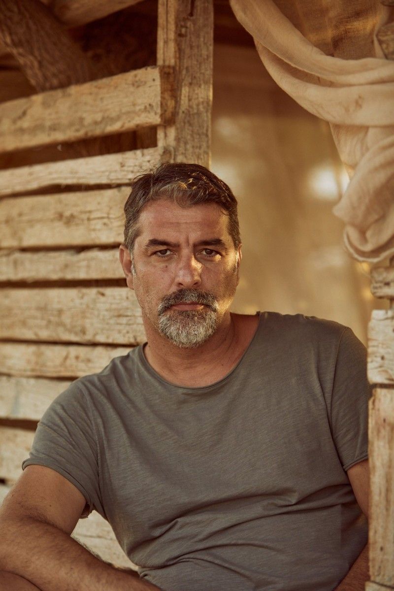 Αυτή-η-νύχτα-μένει-Βασίλης-Μπισμπίκης Αυτή-η-νύχτα-μένει-Βασίλης-Μπισμπίκης