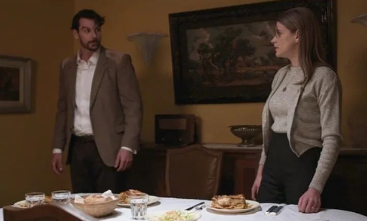 Άγριες-Μέλισσες-Δρόσω-Κωνσταντής