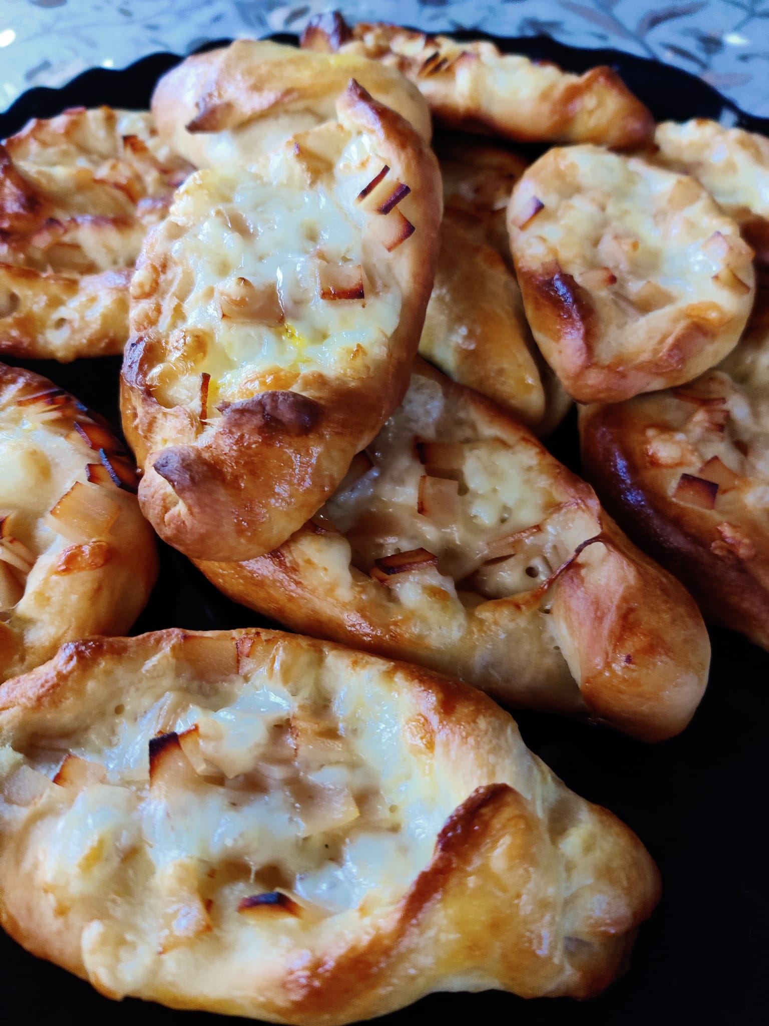 Ατσμά -σε -σχήμα- πεϊνιρλί-