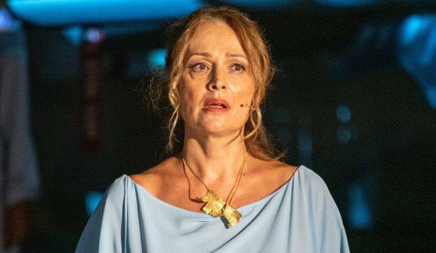 Η Γη της Ελιάς-Φανή- Η Γη της Ελιάς-Φανή-