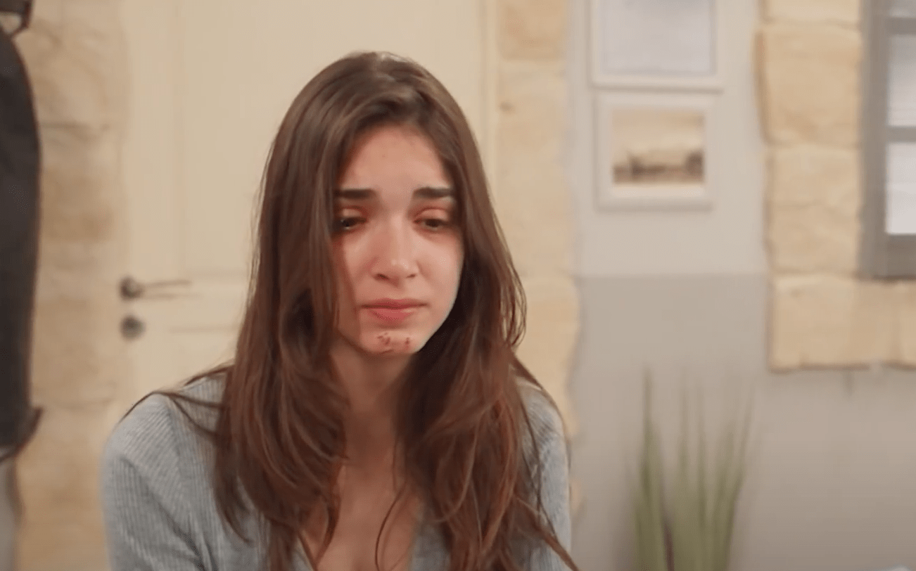 Η Γη της Ελιάς-Μαρίνα-