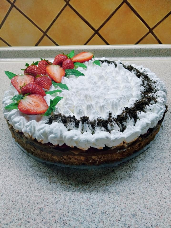 Ενναλακτικό- μπανόφι- με- φράουλες- Ενναλακτικό- μπανόφι- με- φράουλες-