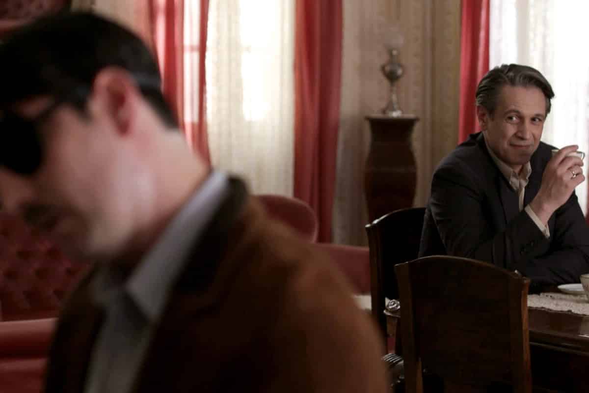 Άγριες Μέλισσες : Σε άγρια μάχη πεθαίνει Μελέτης Ακύλας