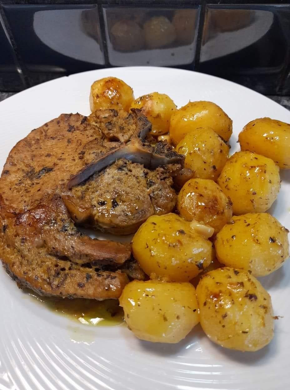 Χοιρινές-μπριζόλες T-bone-συνταγή-