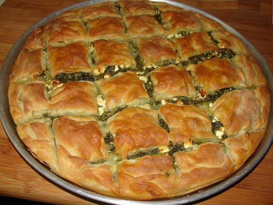 30-ελληνικές-παραδοσιακές-συνταγές-Σπανακόπιτα-με-φέτα