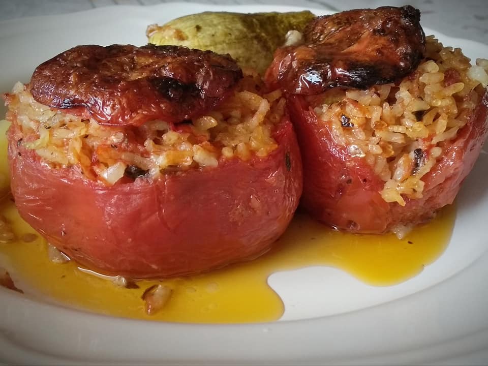 30-ελληνικές-παραδοσιακές-συνταγές-γεμιστά-ορφανά-με-ρύζι