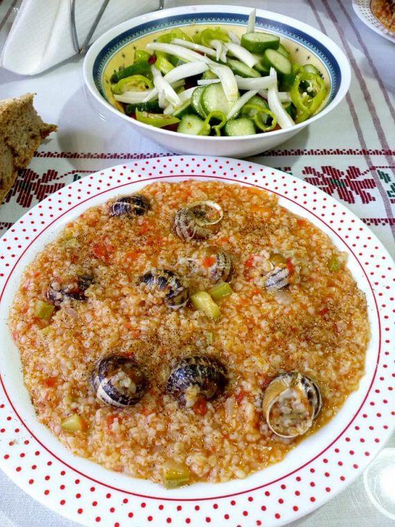 30-ελληνικές-παραδοσιακές-συνταγές-Χόντρο-με-χοχλιούς!