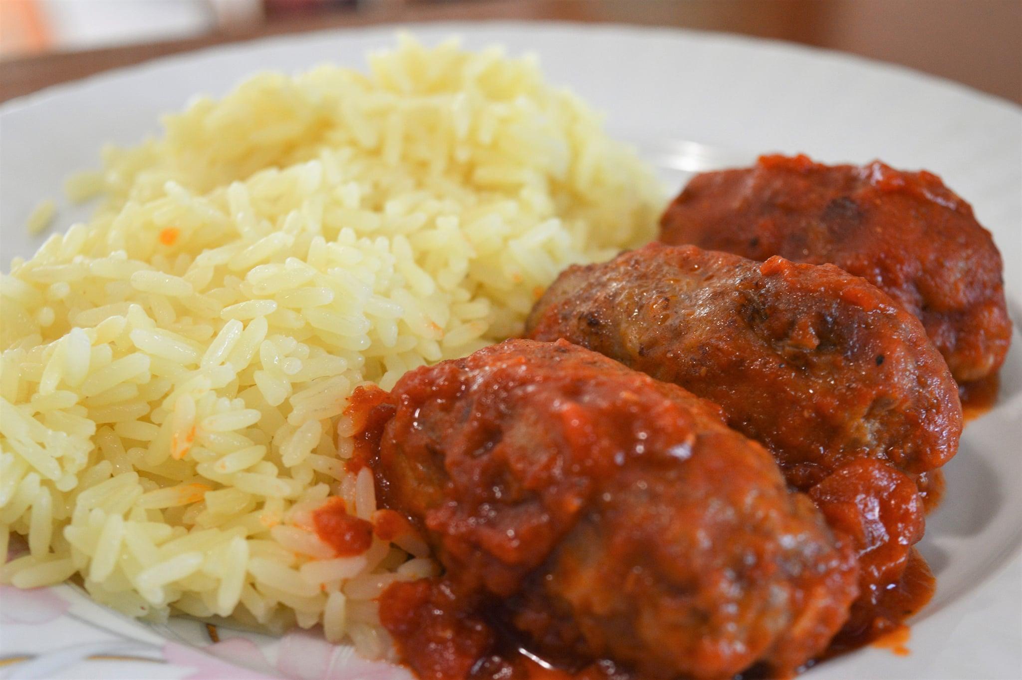 30-ελληνικές-παραδοσιακές-συνταγές-σουτζουκάκια-σμυρναιικα 30-ελληνικές-παραδοσιακές-συνταγές-σουτζουκάκια-σμυρναιικα