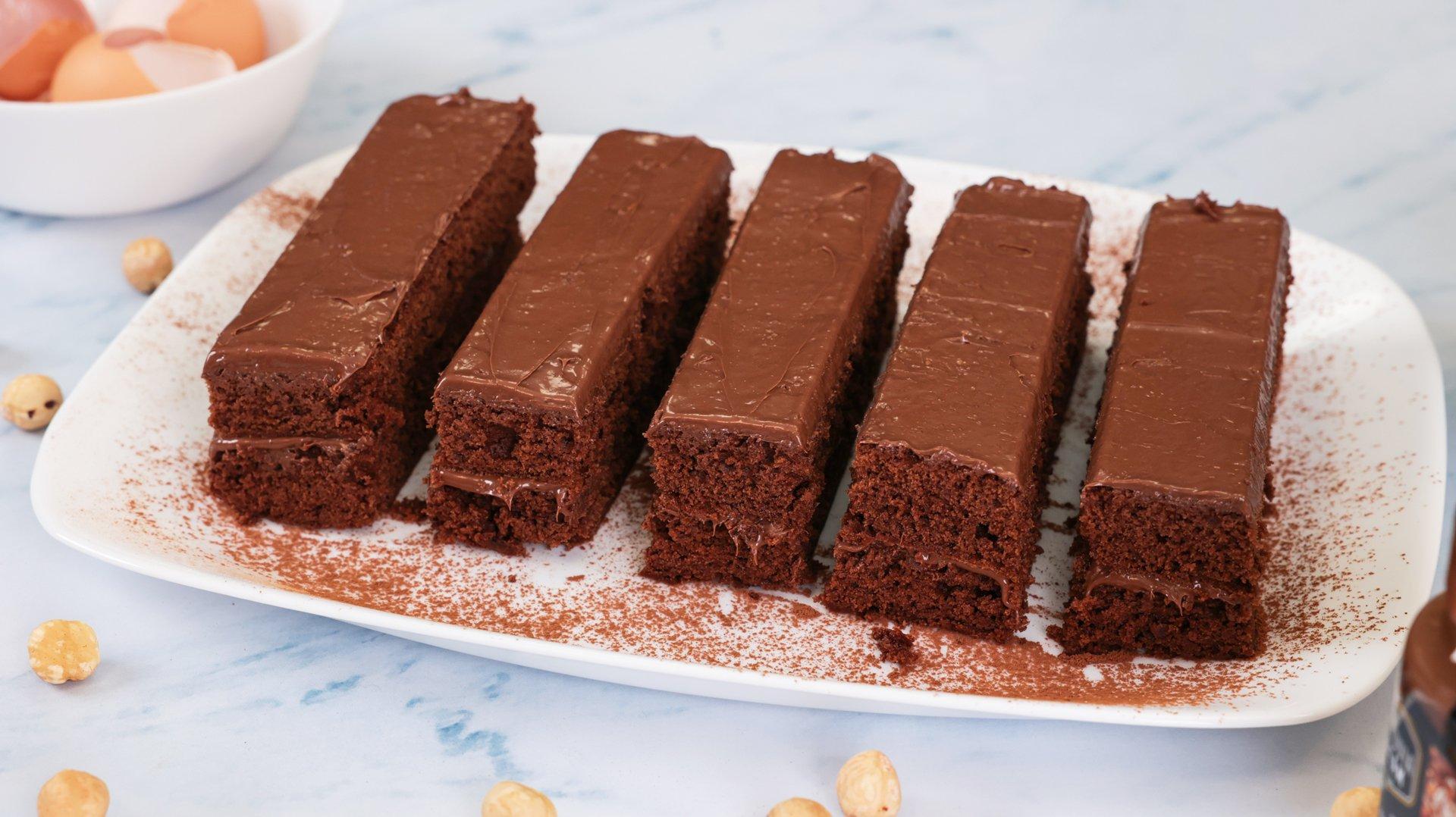 Σοκολατένια παστάκια με 3 υλικά χωρίς ζάχαρη