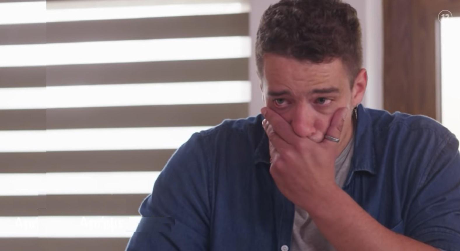 Η Γη της Ελιάς-Στέφανος-