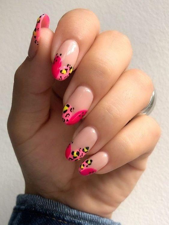 animal print-μανικιούρ-για-τον-Ιούνιο-ιδέες-