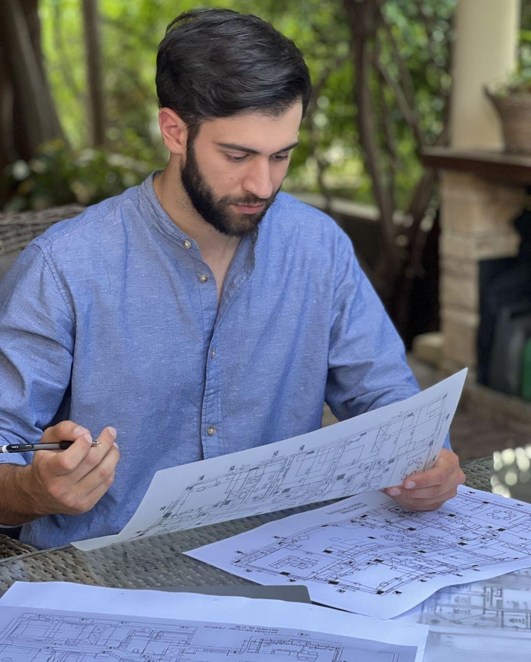 Η Γη της ελιάς : Ο Άρης πολιορκεί την ευτυχία