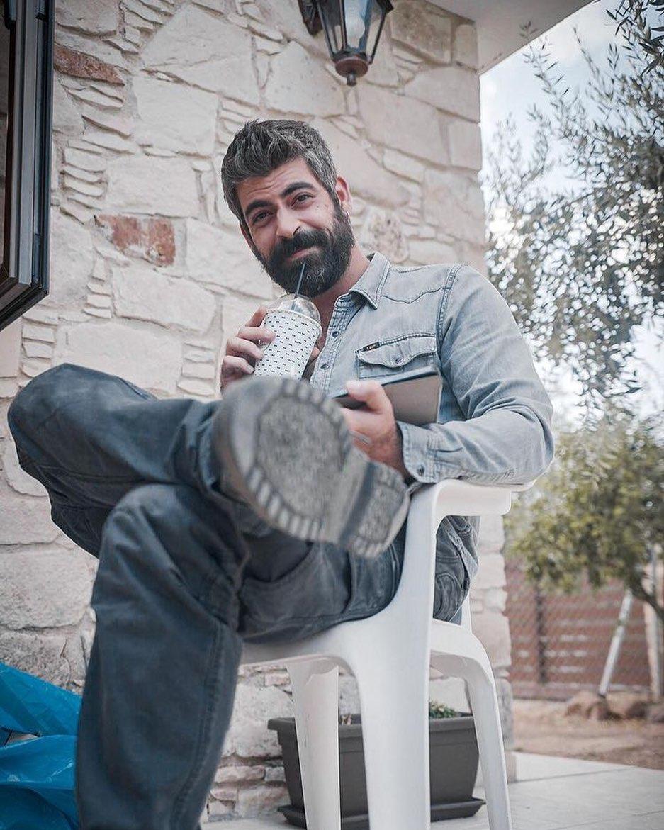 Η Γη της Ελιάς-Ανέστης-