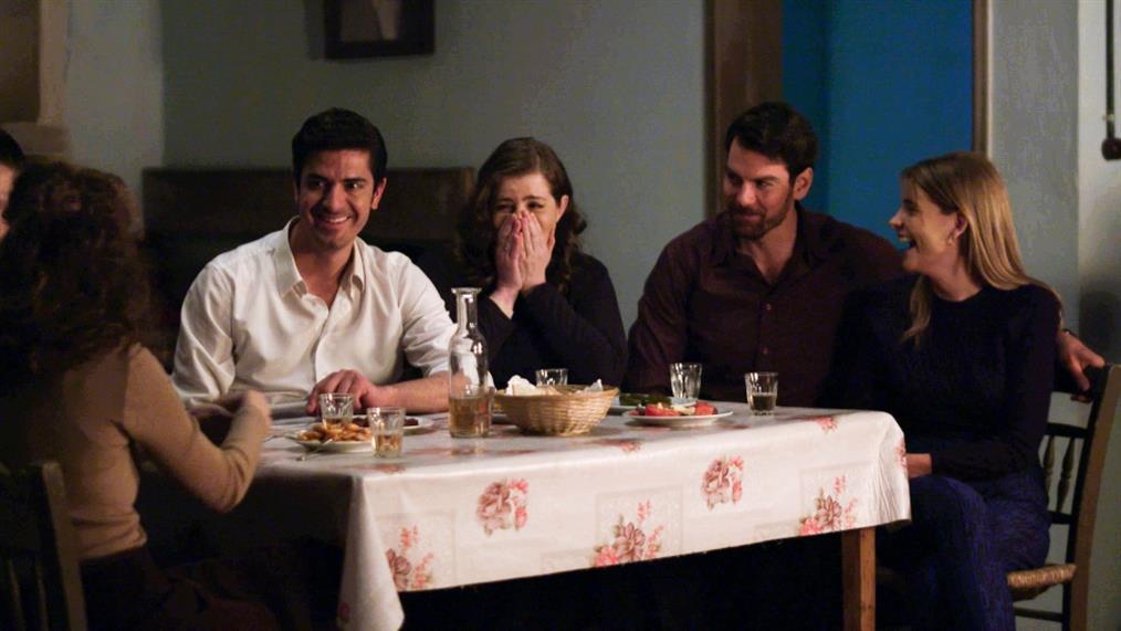 Άγριες Μέλισσες : Πότε γεννάει η Ελένη