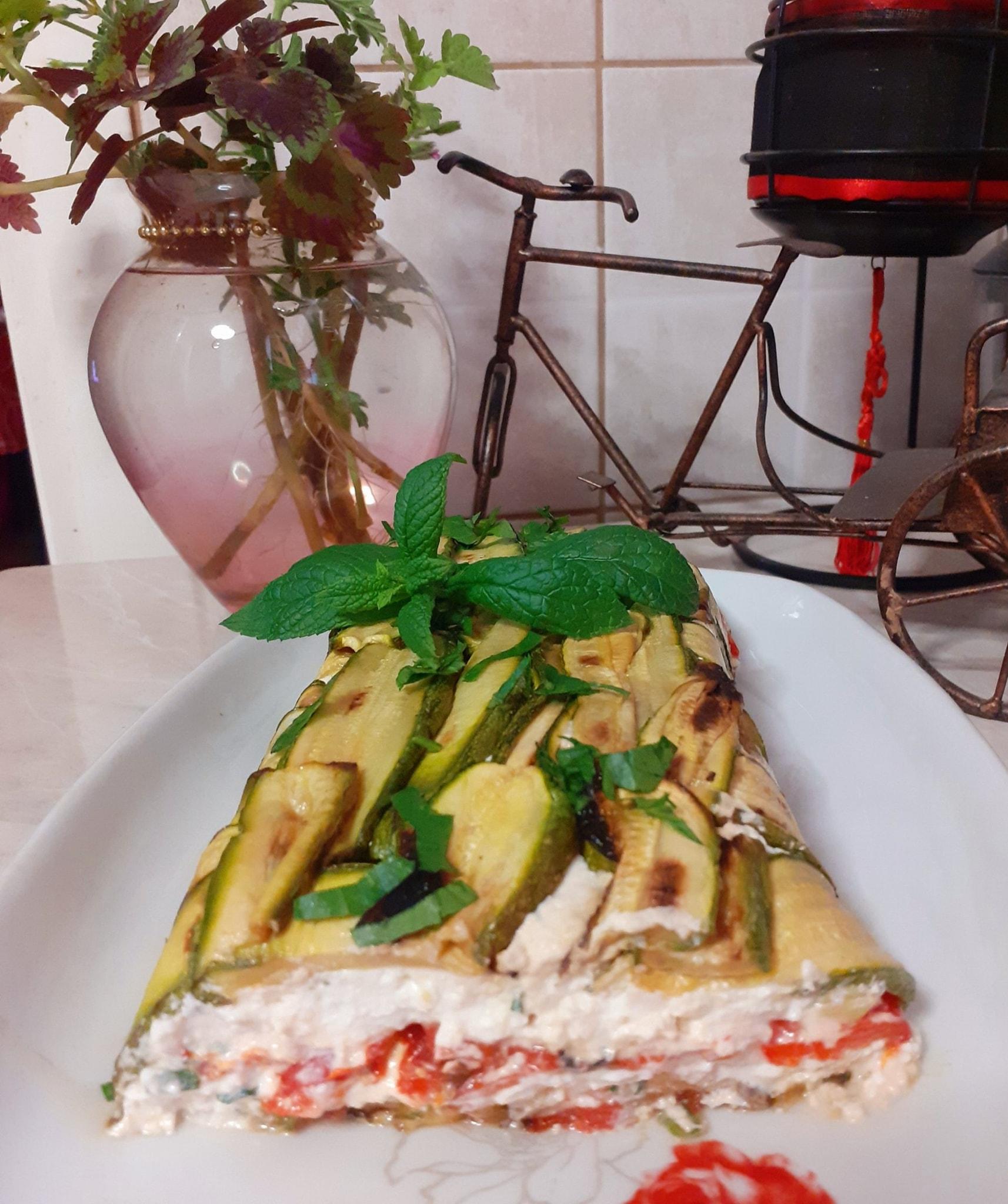 Τερίνα-με κολοκυθάκια-και-ανθότυρο-συνταγή- Τερίνα-με κολοκυθάκια-και-ανθότυρο-συνταγή-