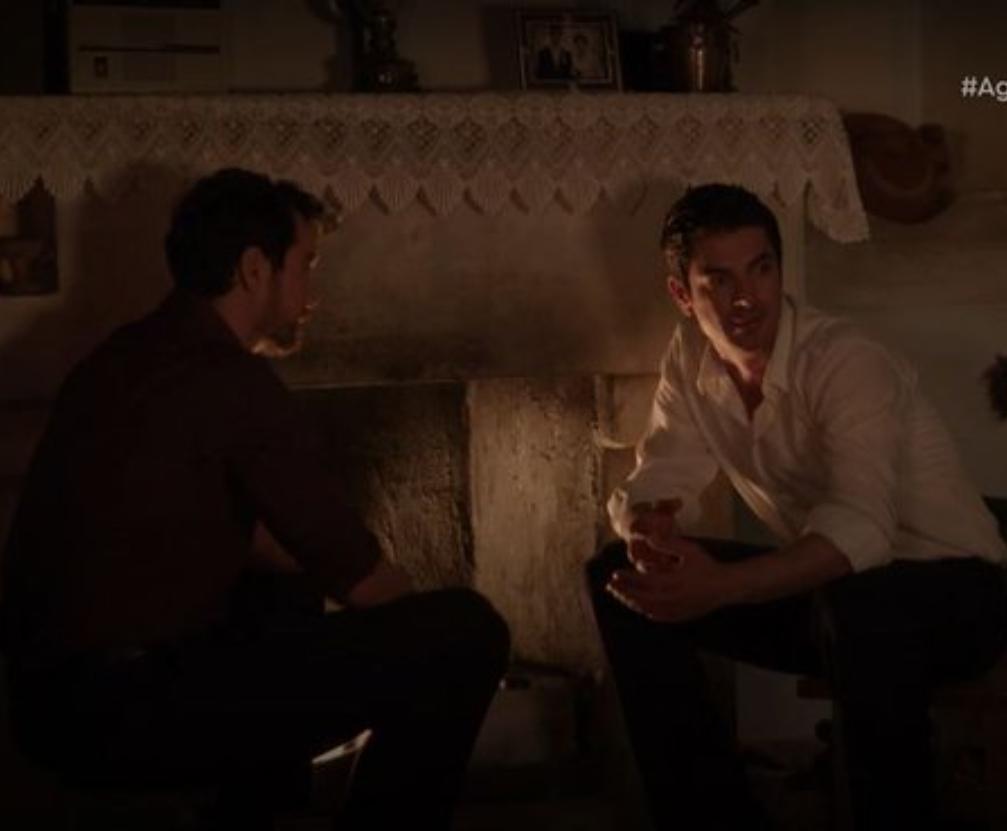 Άγριες-Μέλισσες-Κωνσταντής-Λάμπρος