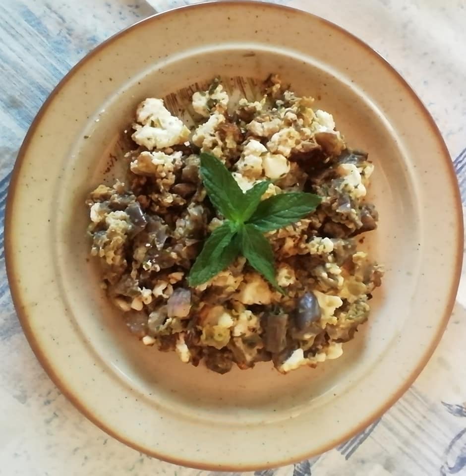 Στραπατσάδα-με-μελιτζάνες Στραπατσάδα-με-μελιτζάνες