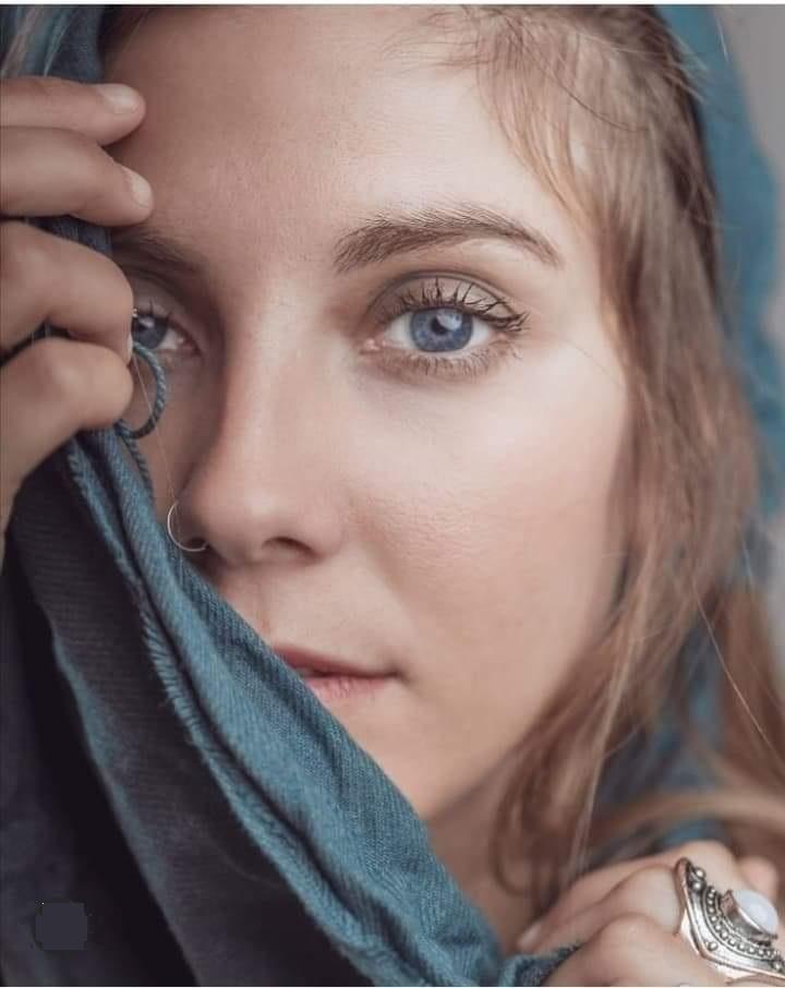 Άγριες Μέλισσες-Τούλα-