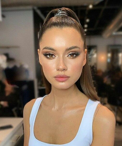 ιδέες-για-μακιγιάζ-τον-Ιούνιο 2022-