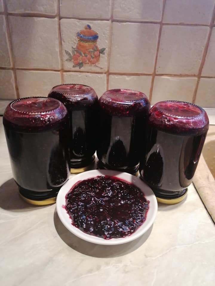 12 καλοκαιρινές συνταγές με μαρμελάδες