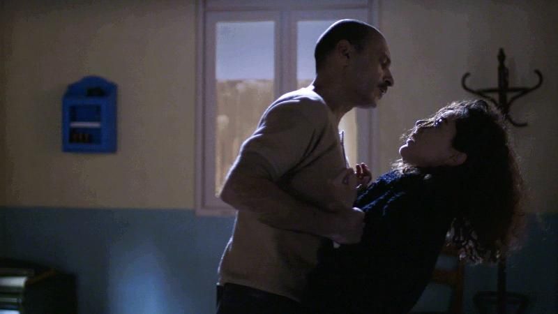 Άγριες-Μέλισσες-Πηνελόπη