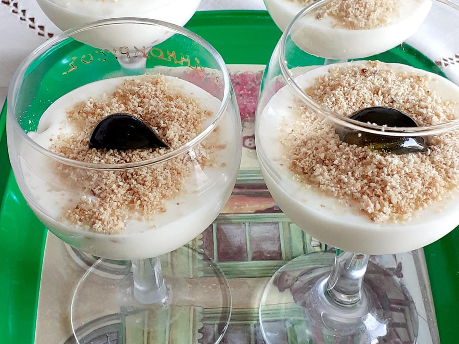 Επιδόρπιο-με γιαούρτι-στο ποτήρι-συνταγή-