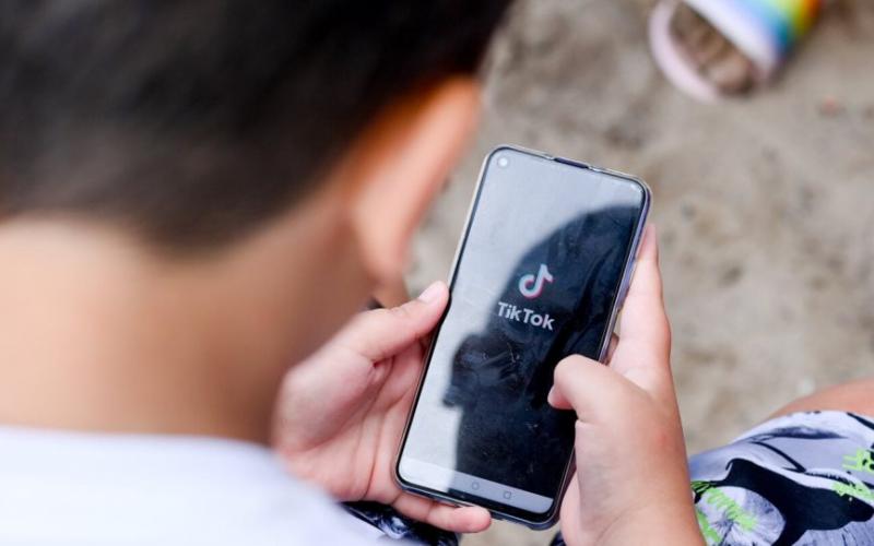 Παιδί-Κινητό-TikTok