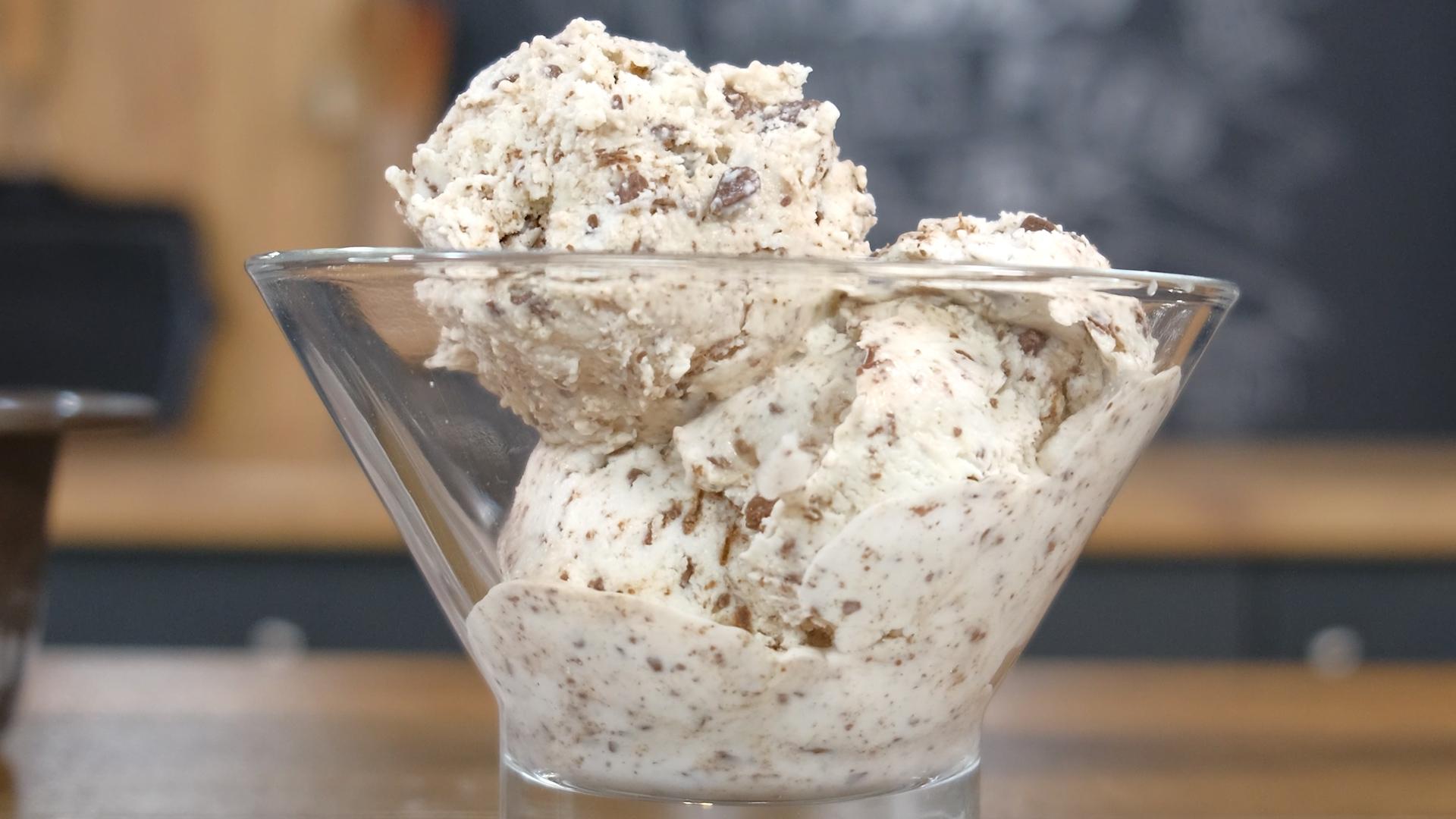 Παγωτό-στρατσιατέλα-χωρίς ζαχαρούχο-συνταγή- Παγωτό-στρατσιατέλα-χωρίς ζαχαρούχο-συνταγή-