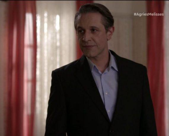 Άγριες Μέλισσες: Ο Ακύλας το χάνει τελείως