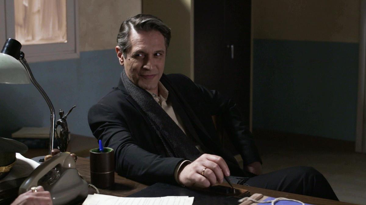 Άγριες Μέλισσες: Τρία τα σενάρια για το φινάλε της σειράς