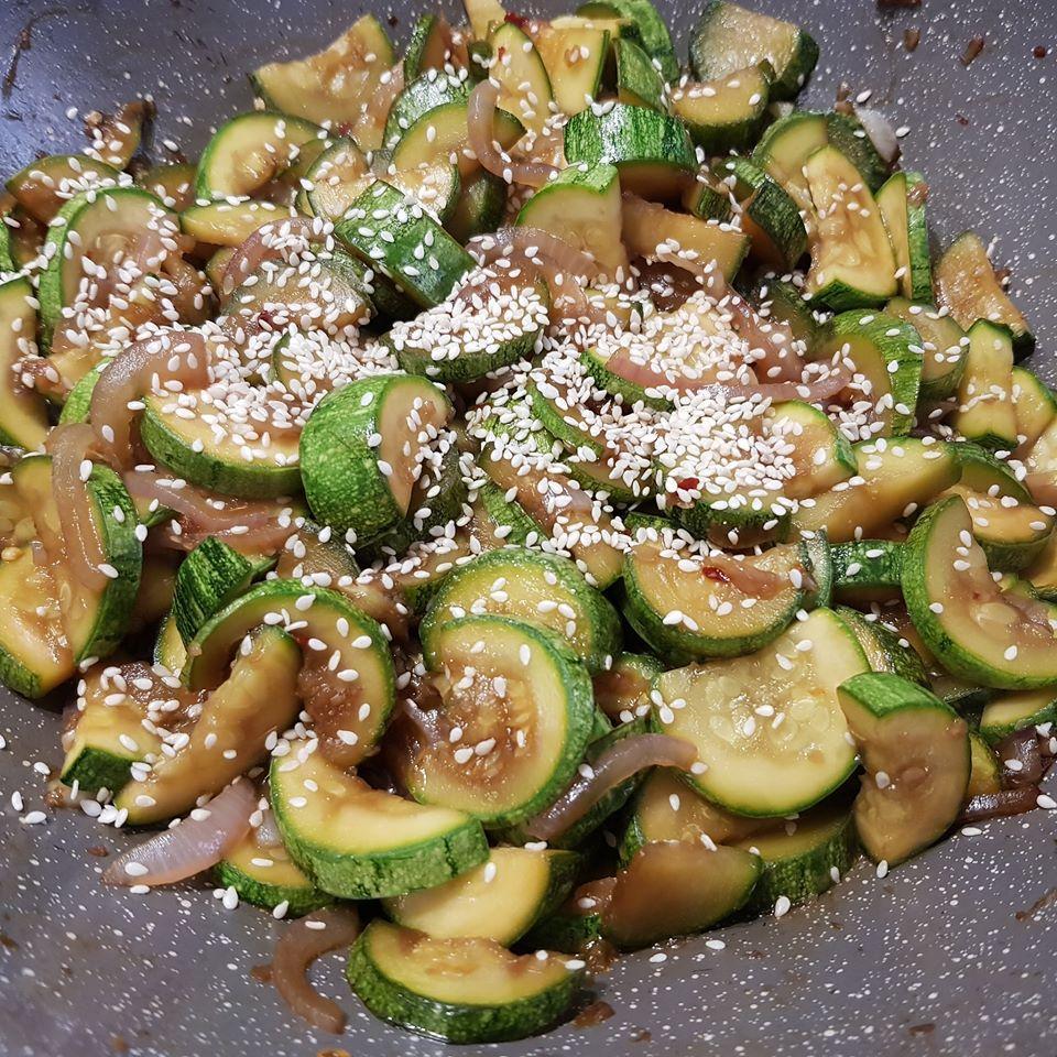 Τσιγαριαστά-κολοκυθάκια