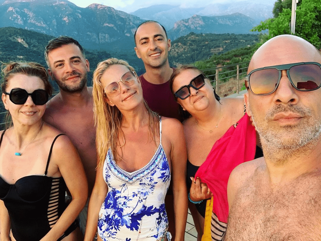 Νίκος-Μουτσινάς-Ελισάβετ-Κωνσταντινίδου