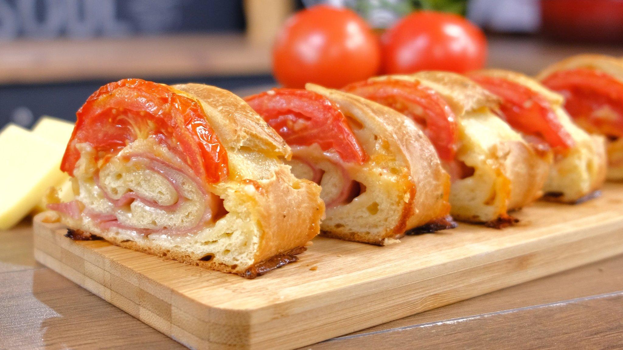 Ψωμένιο -Ρολό- πίτσας- Ψωμένιο -Ρολό- πίτσας-