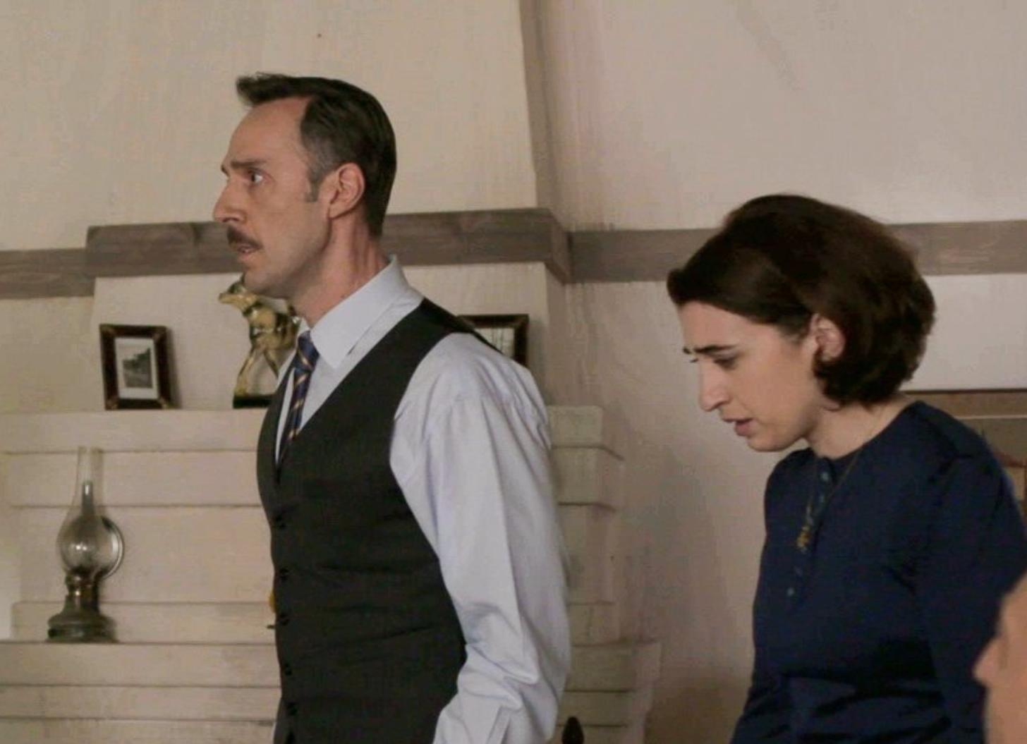 Άγριες Μέλισσες-Τόλιας-