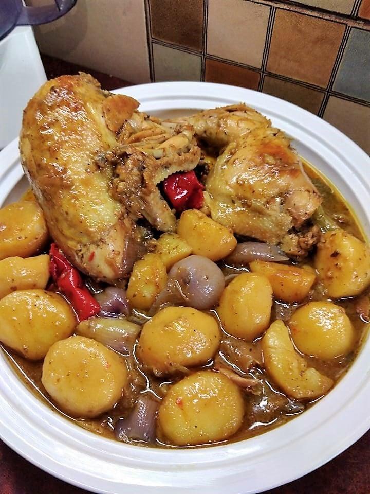 Κοτόπουλο- με -μπύρα -στην- κατσαρόλα-