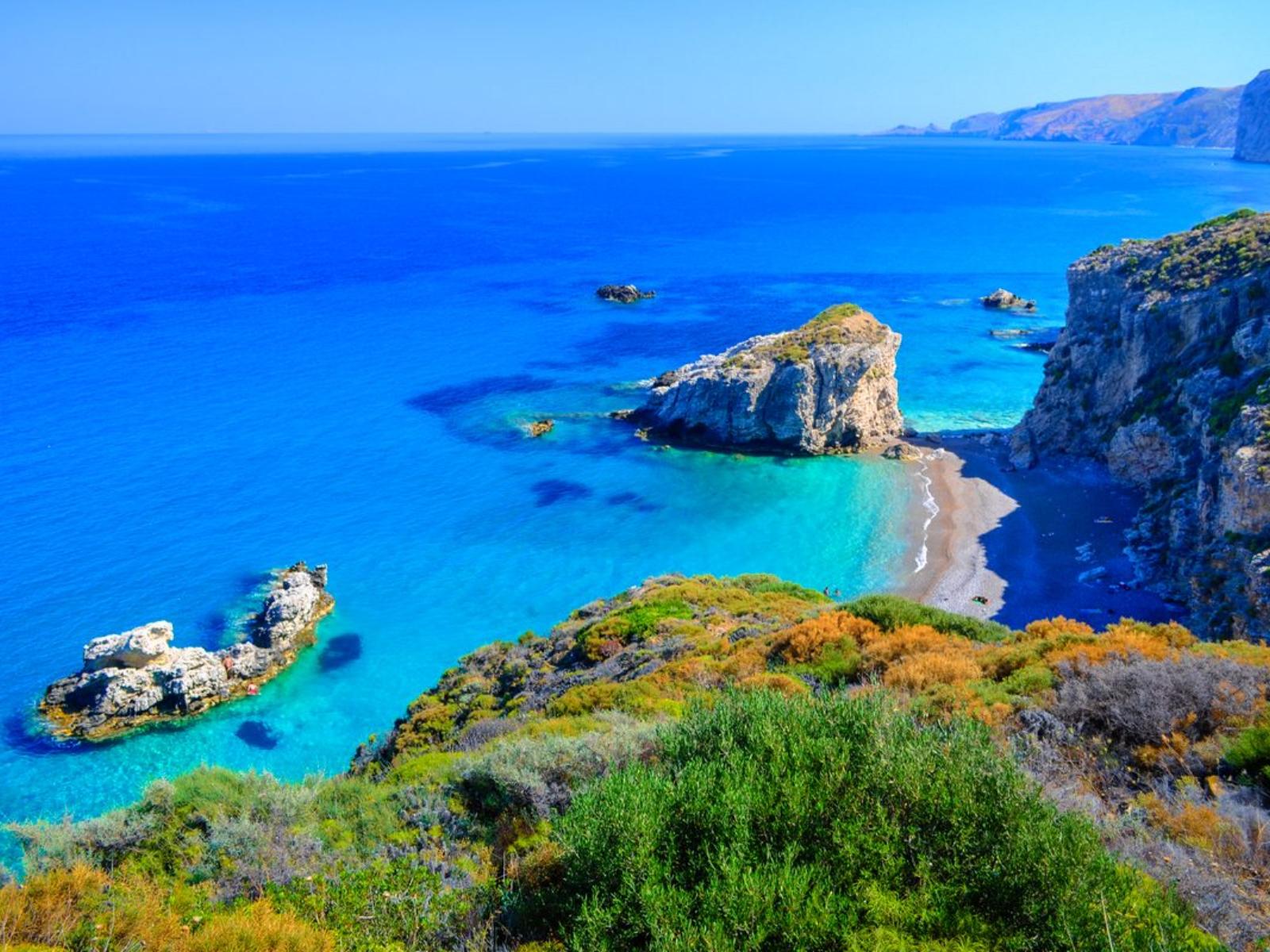 Κύθηρα: Το νησί της Αφροδίτης που αξίζει να επισκεφθείς φέτος Κύθηρα-γιατί-να-τα-επισκεφθείς-διακοπές-