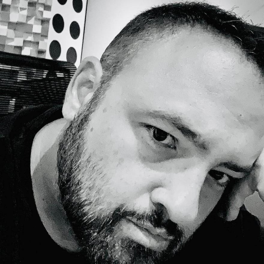 Βούλα – Ληστεία μεγάλης δισκογραφικής εταιρείας: Στο νοσοκομείο γνωστός μουσικοσυνθέτης