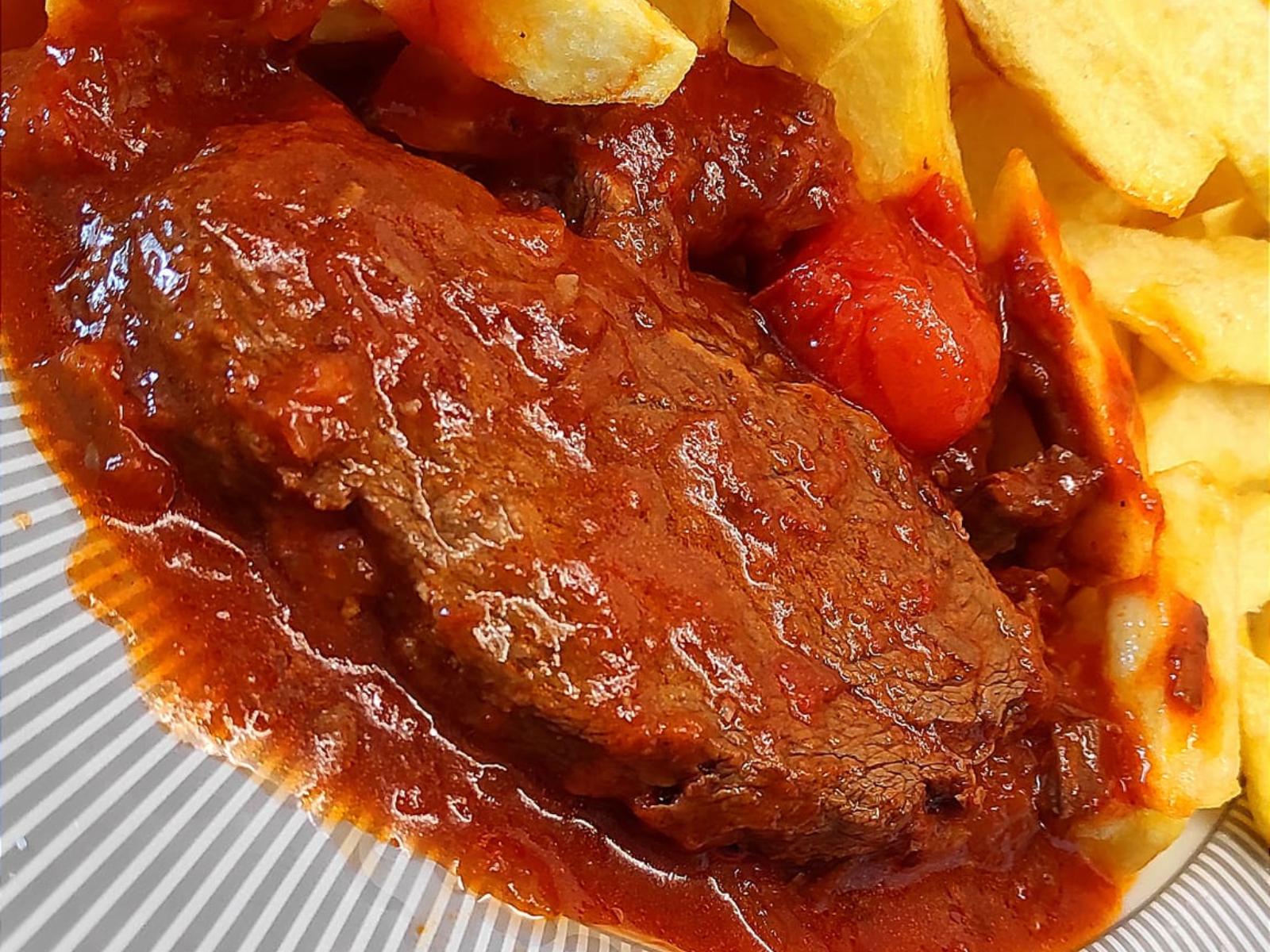 κοκκινιστό-μοσχαράκι-συνταγή-